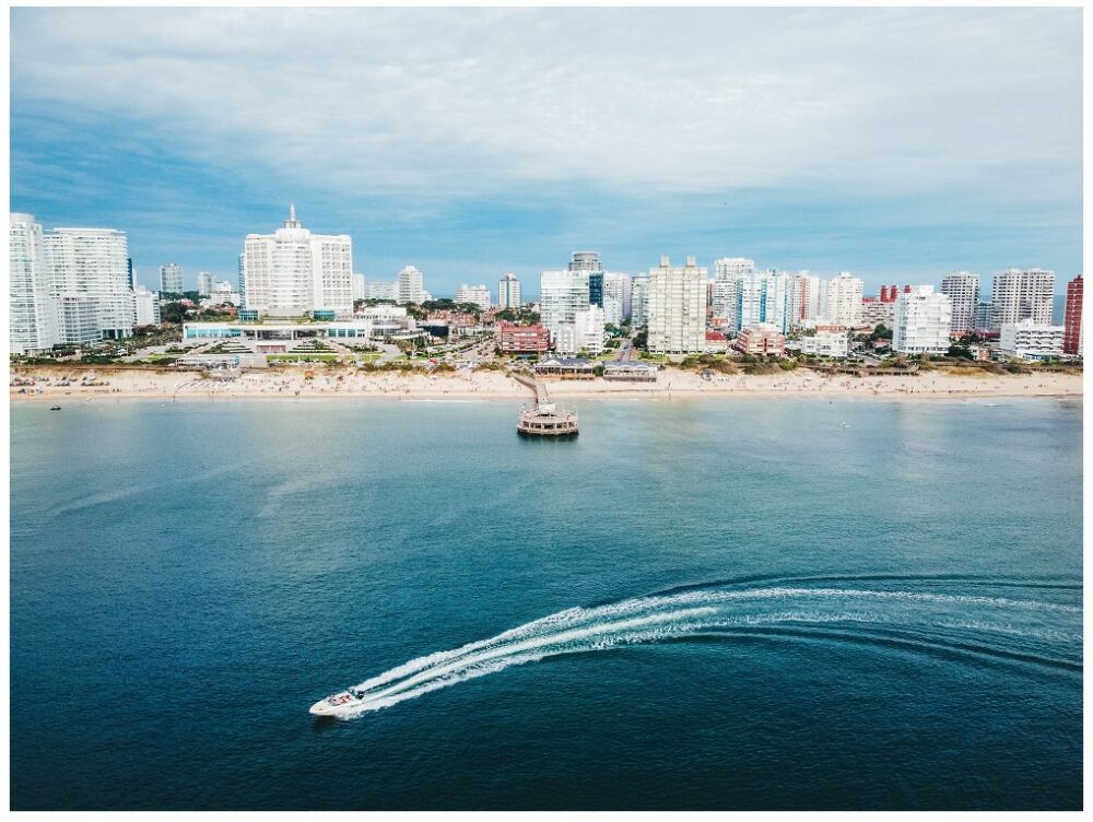 Cotenovoseg apresenta imagem de playa mansa por pexels-pedro-slinger-6480334